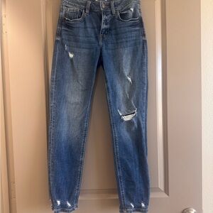 Studio Blue Distressed Jeans 👖